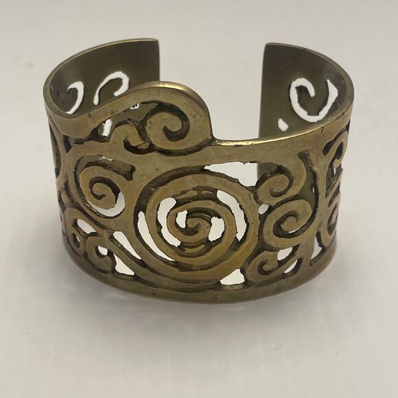 Vintage Artisan Modernist Wide Etruscan Egyptian Brass Cuff Bangle Bracelet - Picture 2 of 7